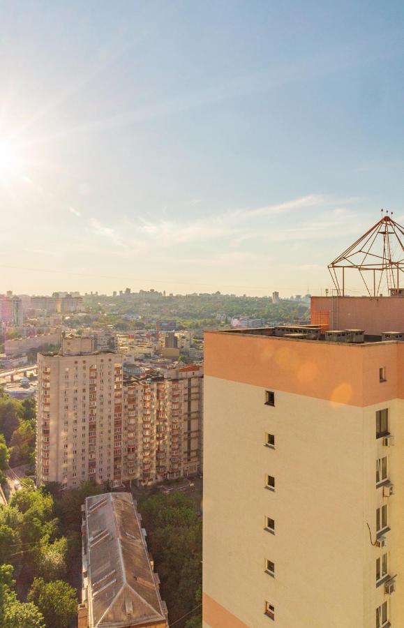 קייב Квартиры По Улице Феодосийская, 1-А מראה חיצוני תמונה